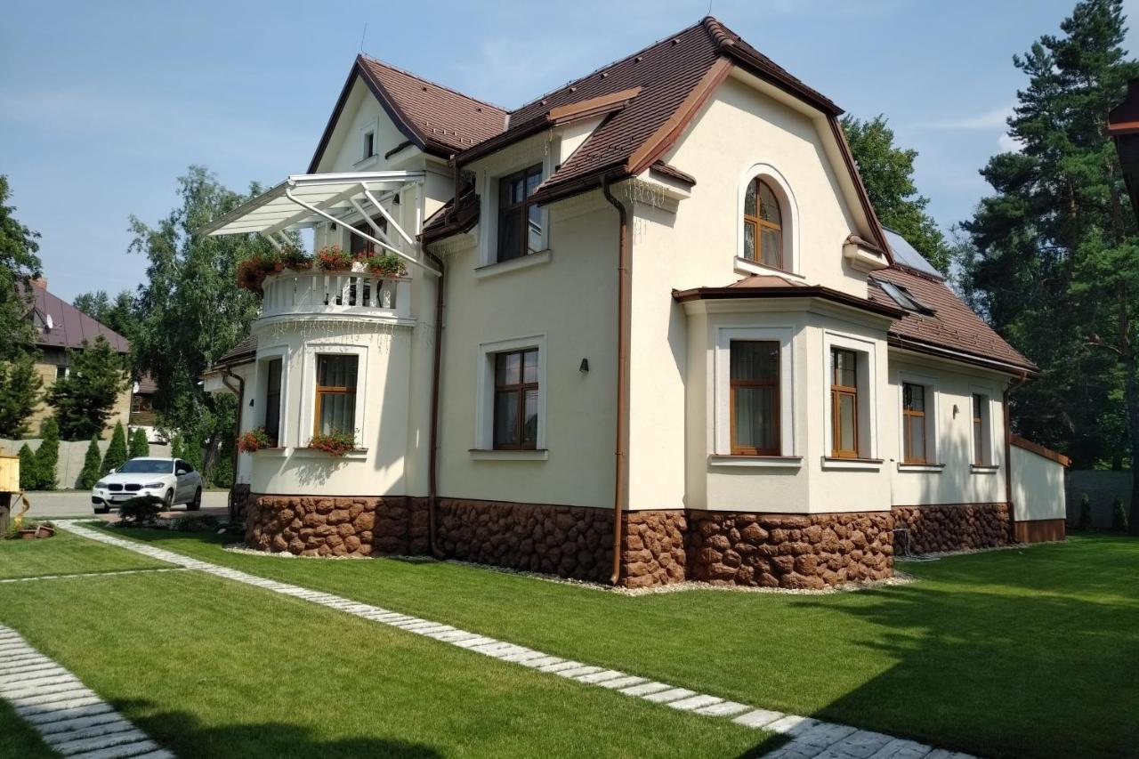 Villa Garden Apartments Poprad Luaran gambar