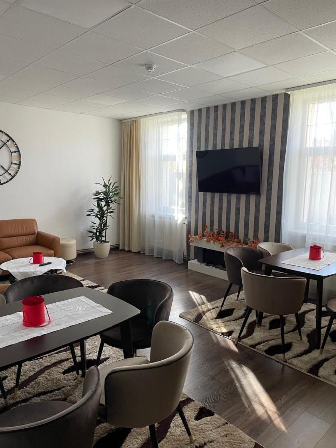 Villa Garden Apartments Poprad Luaran gambar