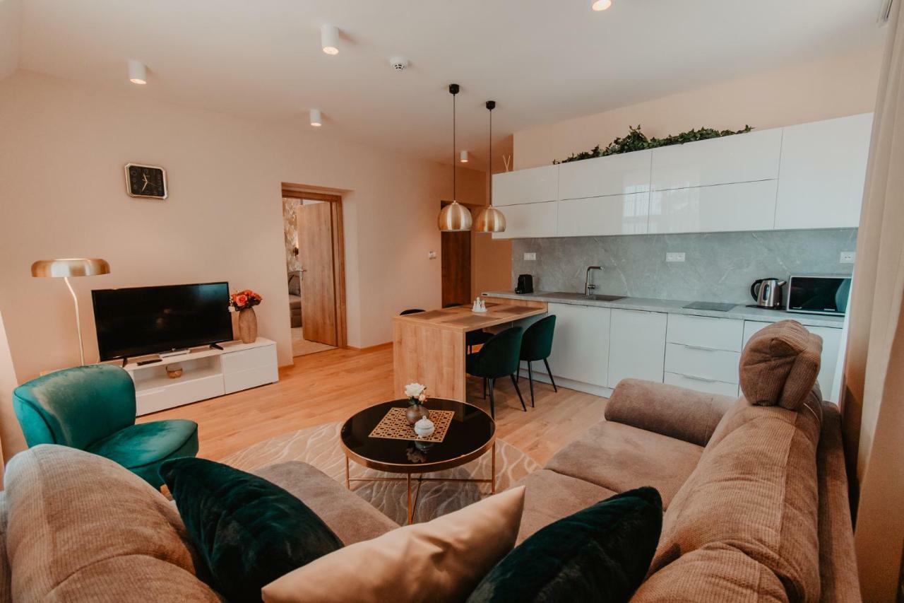 Villa Garden Apartments Poprad Luaran gambar