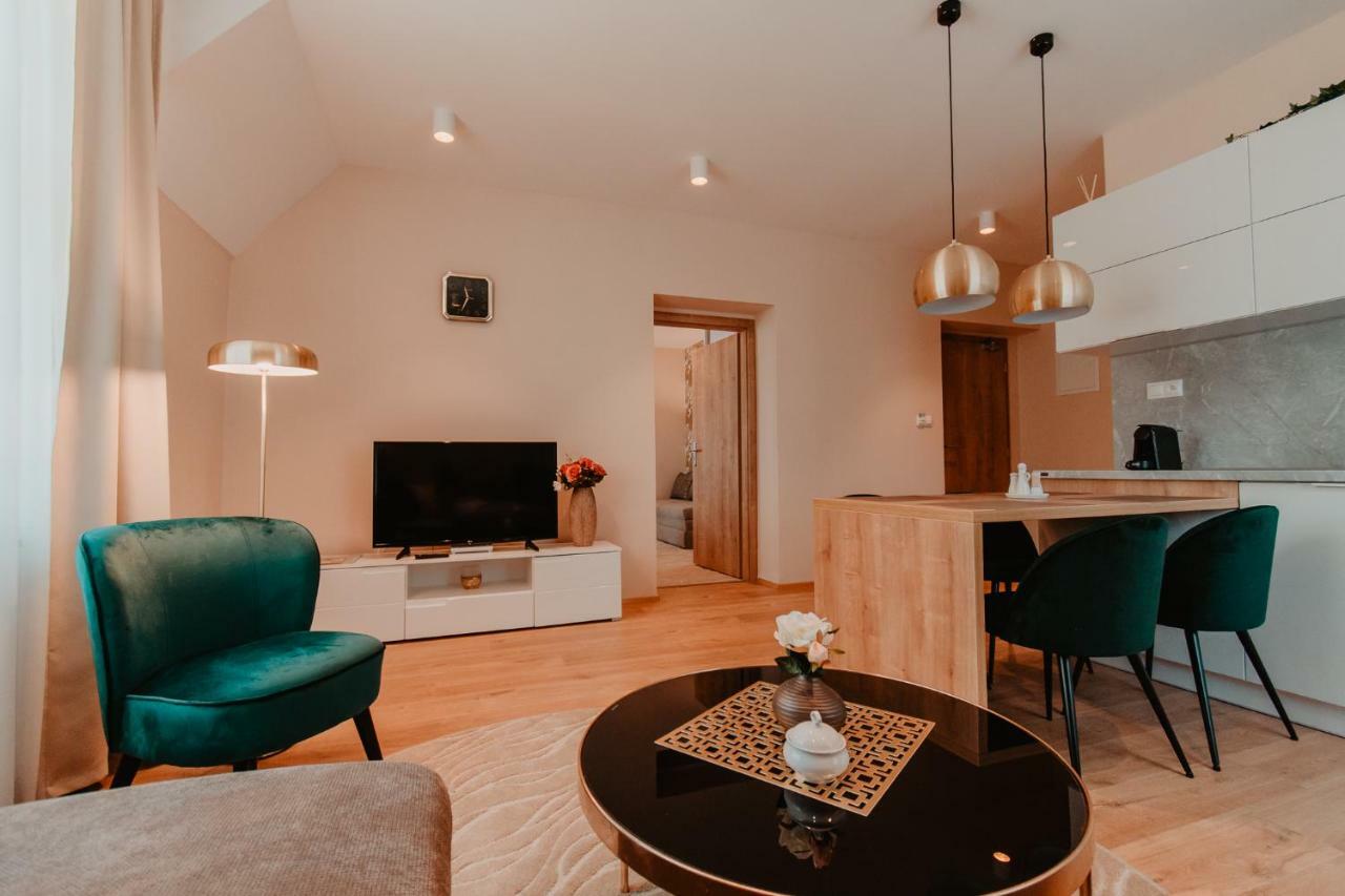 Villa Garden Apartments Poprad Luaran gambar