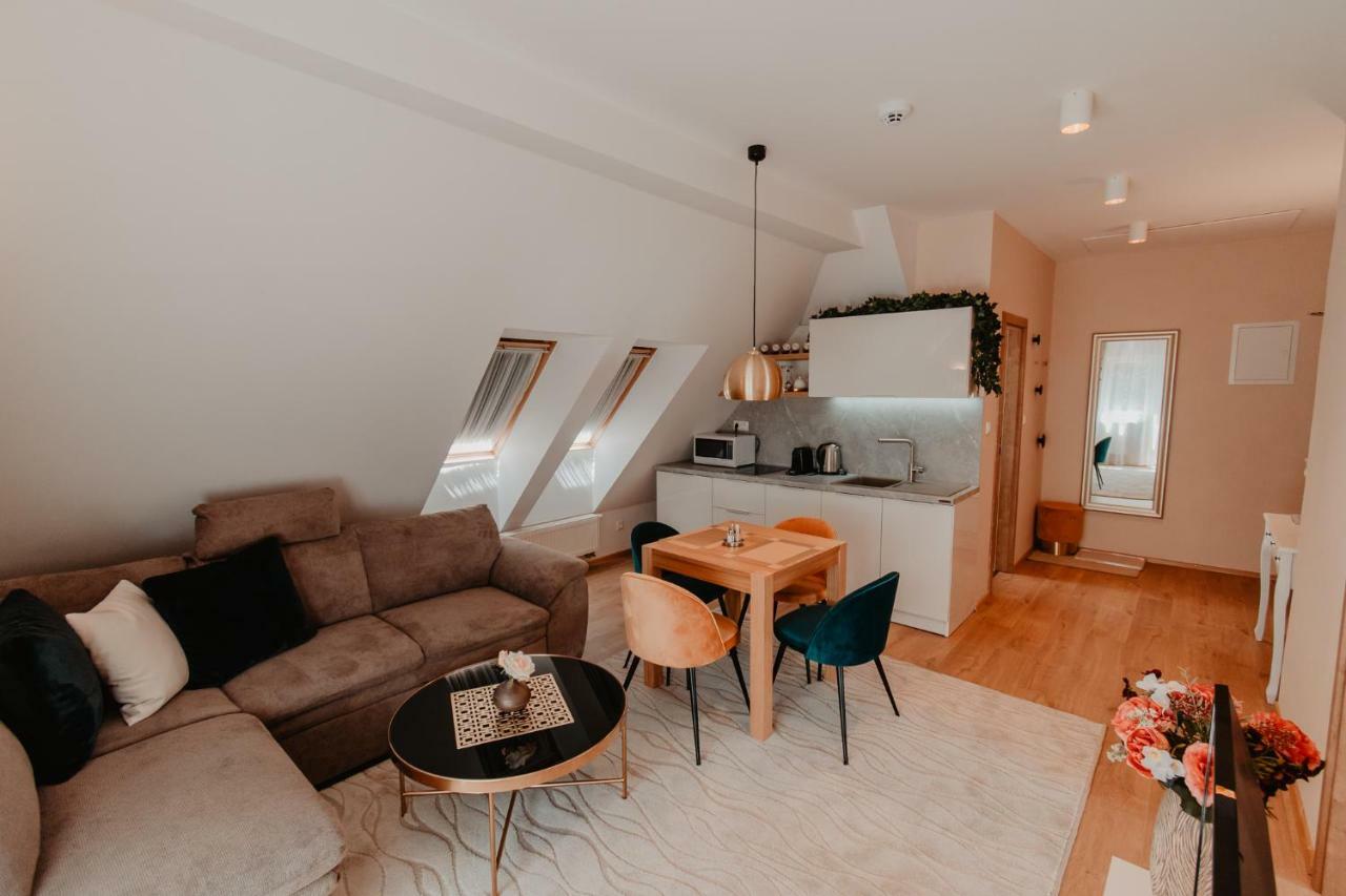 Villa Garden Apartments Poprad Luaran gambar
