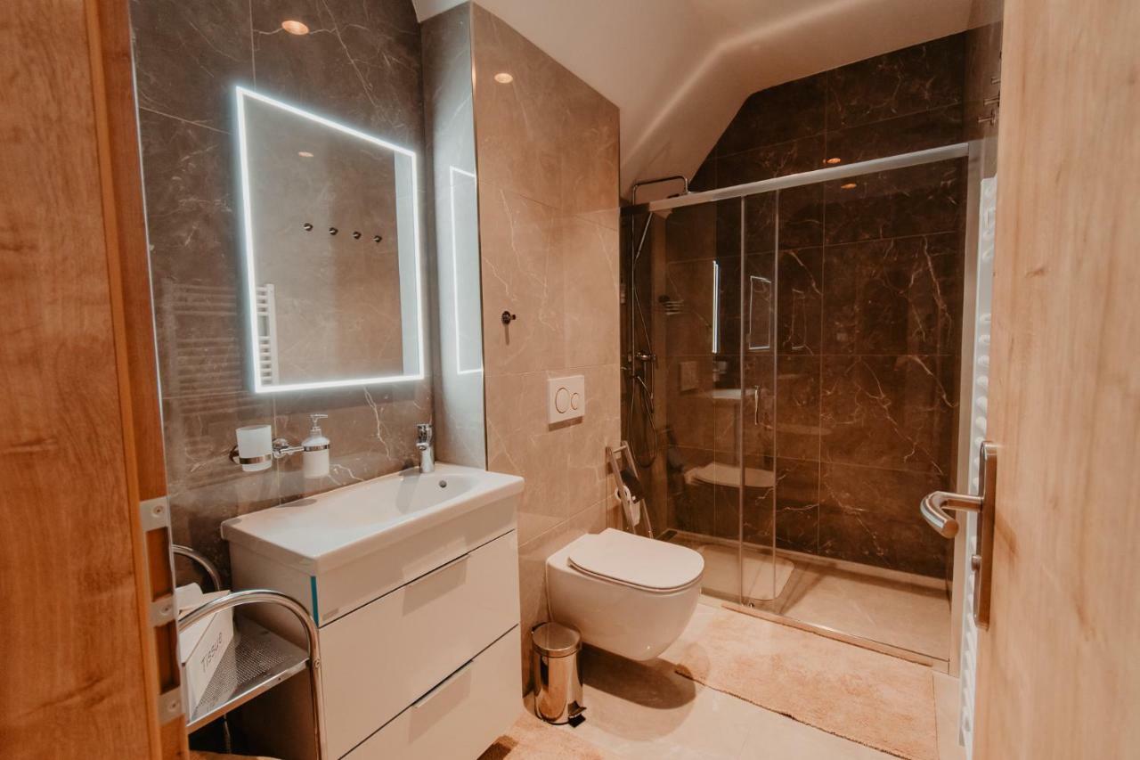 Villa Garden Apartments Poprad Luaran gambar