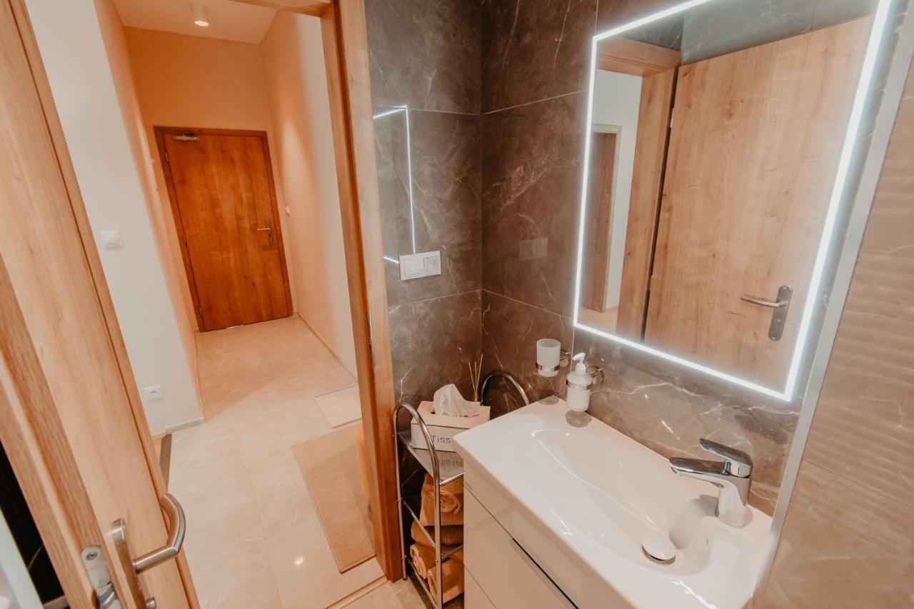 Villa Garden Apartments Poprad Luaran gambar
