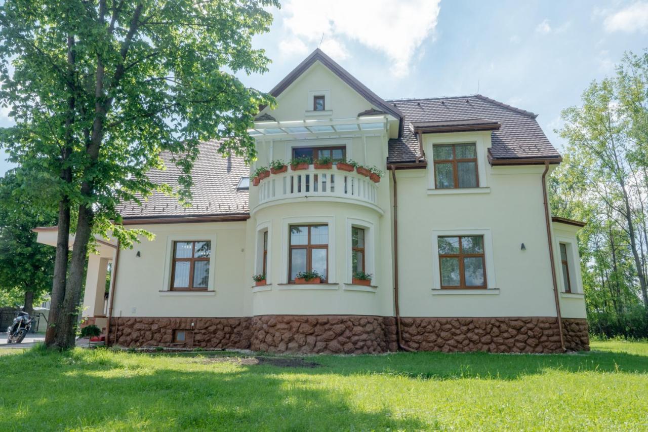 Villa Garden Apartments Poprad Luaran gambar